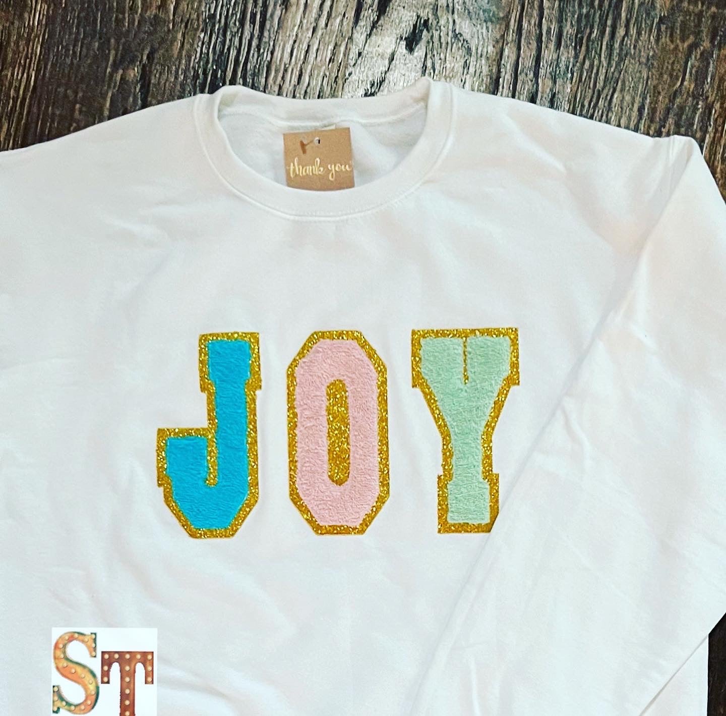 Joy Faux Chenille Sweatshirt - Sassy Threadz