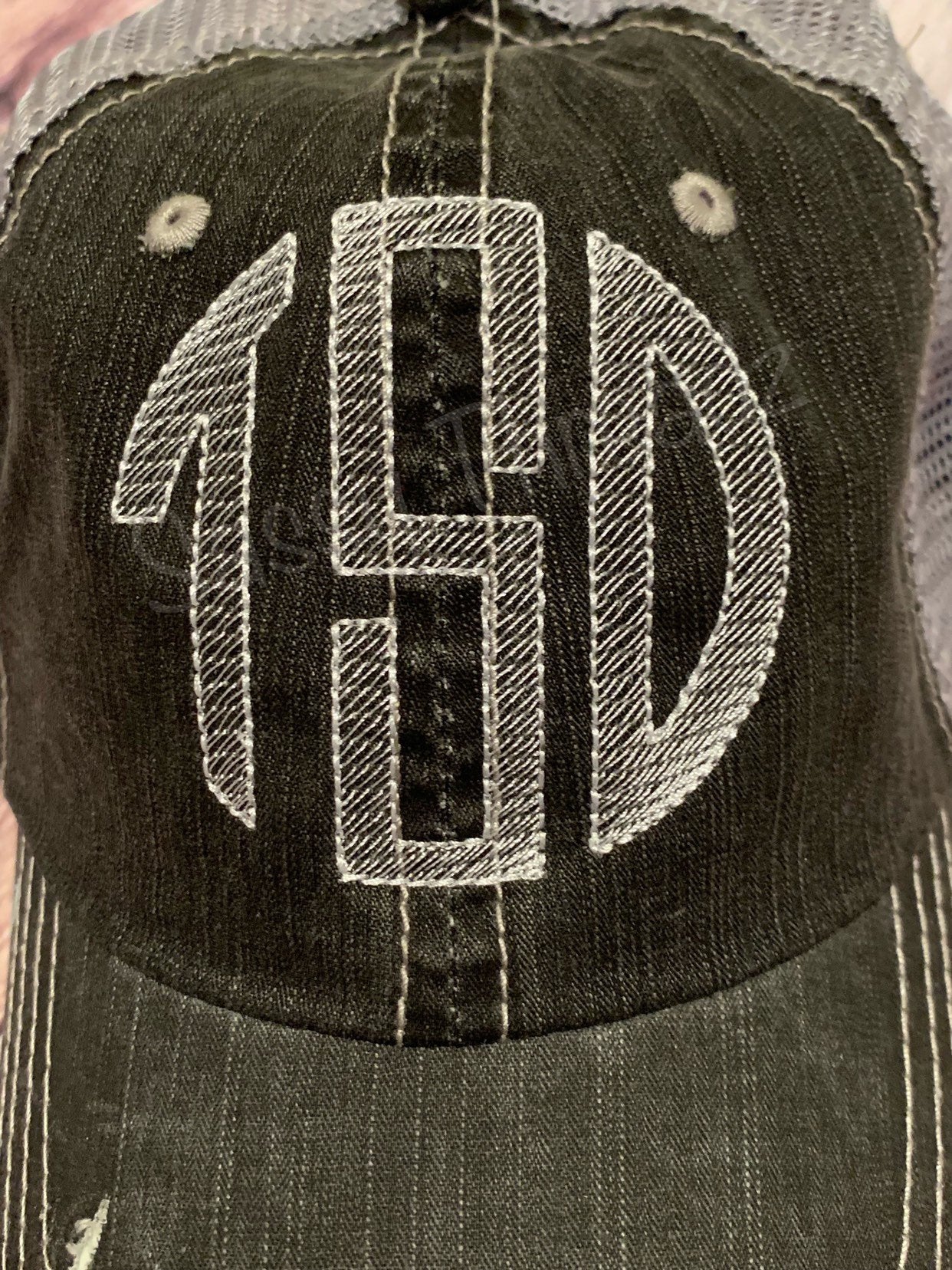Sketch Circle Embroidered Trucker Hat - Sassy Threadz