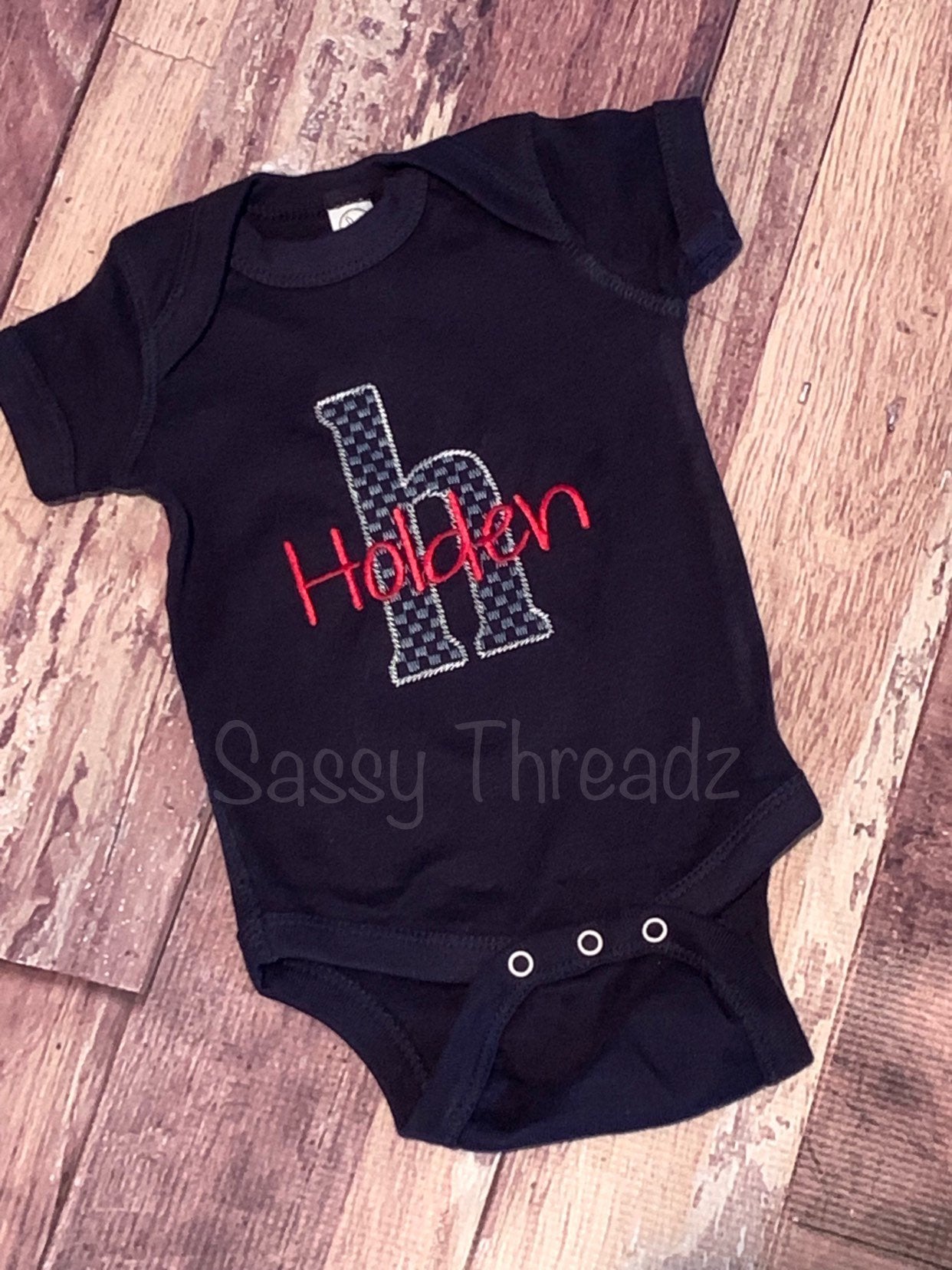 Infant Custom Letter with Name Onesie bodysuit - Sassy Threadz