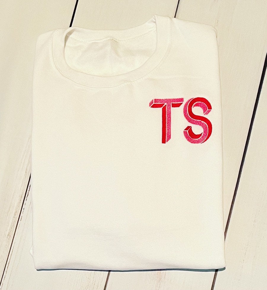 Shadow Block Initial Embroidery White Pullover Sweater Sweatshirt
